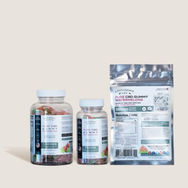 Tres tamaños diferentes de gomitas de sandía Cbd de Cannabidiol Life; 1500 mg, 750 mg y 250 mg.